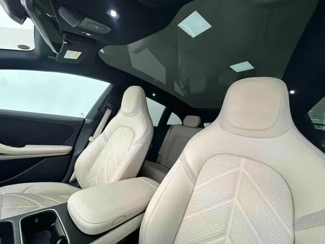 Nio ET5 Touring — Фото автомобиля 5