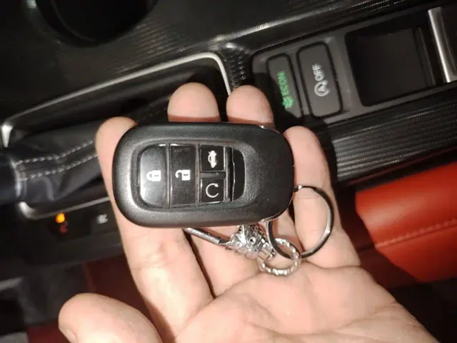 Honda Civic — Фото автомобиля 8