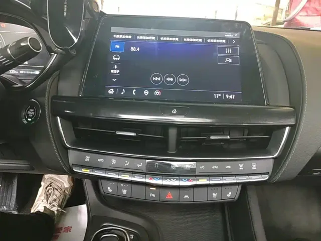 Cadillac CT5 — Фото автомобиля 12