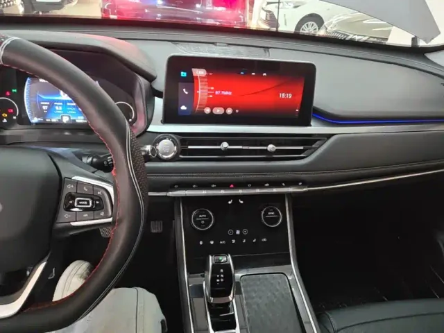 Chery Tiggo 8 — Фото автомобиля 12