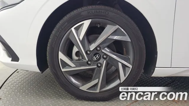 Hyundai AVANTE Новый Avante (CN7) — Фото автомобиля 5
