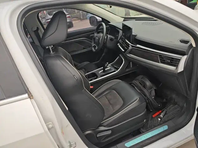 Haval H6 — Фото автомобиля 24