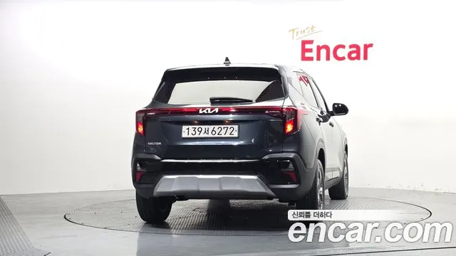 Kia Seltos Бензин 1.6 турбо 2WD — Фото автомобиля 4