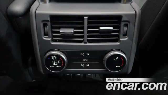 Land Rover Discovery — Фото автомобиля 18