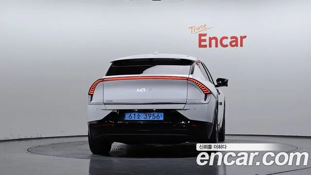 Kia EV6 — Фото автомобиля 4