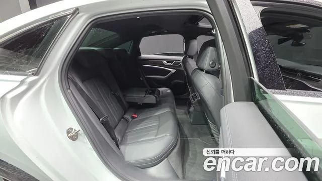 Audi A6 45 TFSI Premium — Фото автомобиля 19