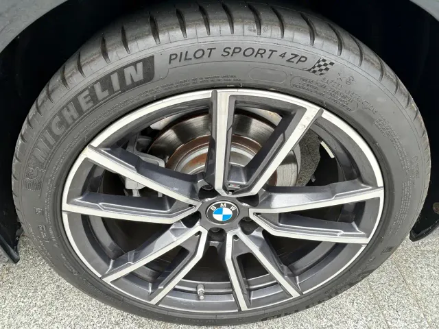 BMW 3 Series — Фото автомобиля 10