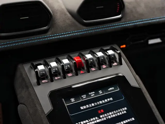 Lamborghini Huracan — Фото автомобиля 15