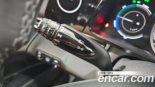 Hyundai AVANTE Modern — Фото автомобиля 29