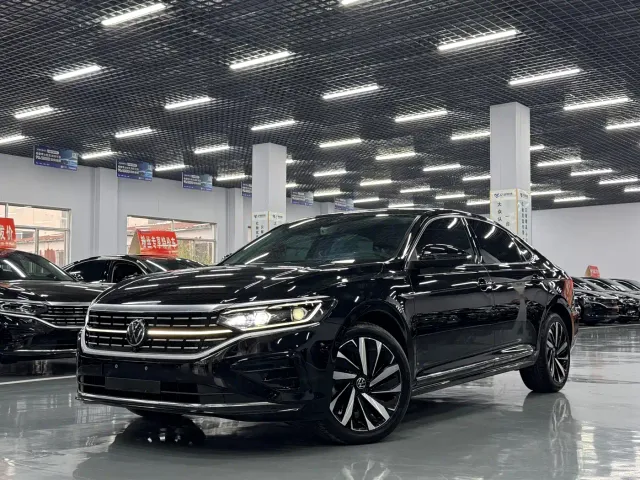 Фотография автомобиля — Volkswagen Passat
