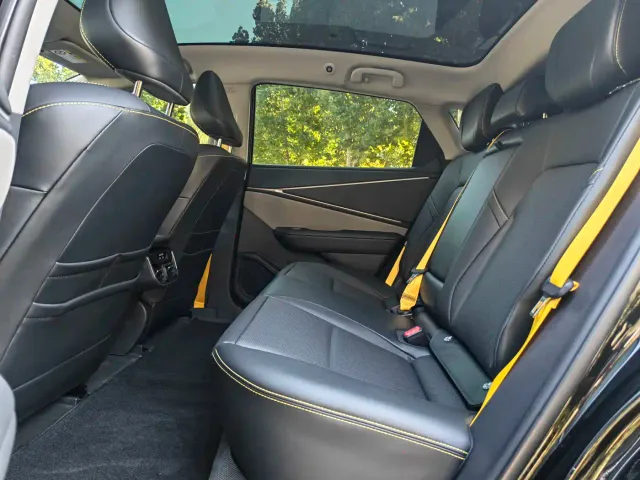 Toyota bZ5 — Фото автомобиля 10