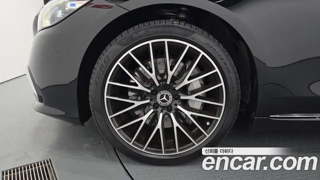 Mercedes-Benz S-Class — Фото автомобиля 5