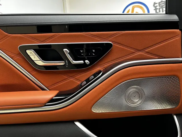 Mercedes-Benz Maybach S-Class — Фото автомобиля 13