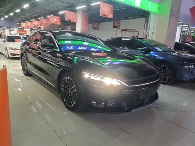 BYD Han — Фото автомобиля 3