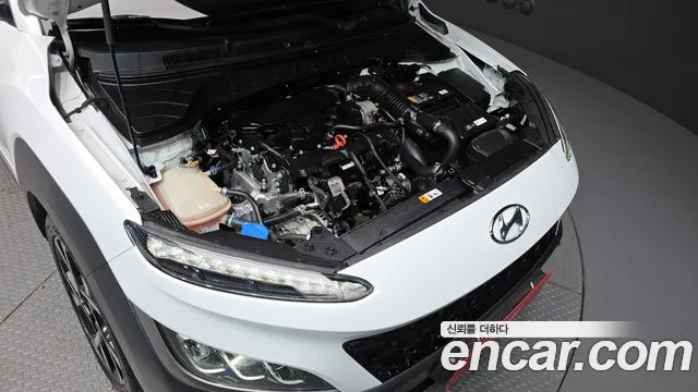 Hyundai Kona Новый Kona Бензин 1.6 Turbo 4WD — Фото автомобиля 6