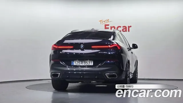 BMW X6 xDrive40i M Sport — Фото автомобиля 3