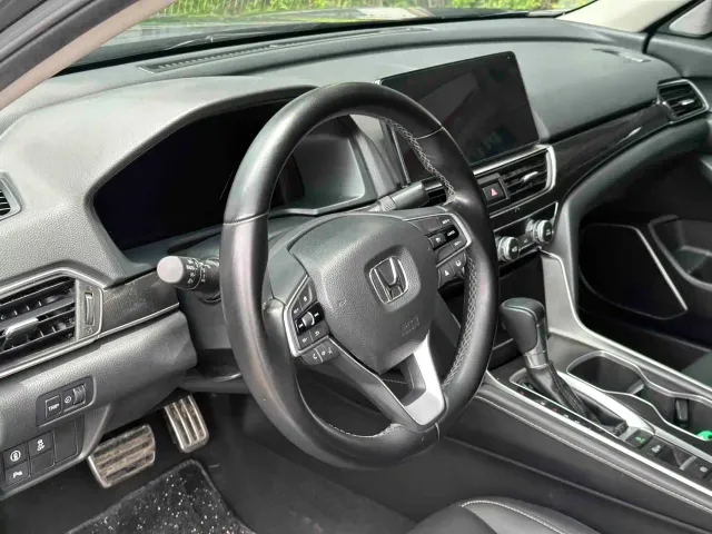Honda Accord — Фото автомобиля 15