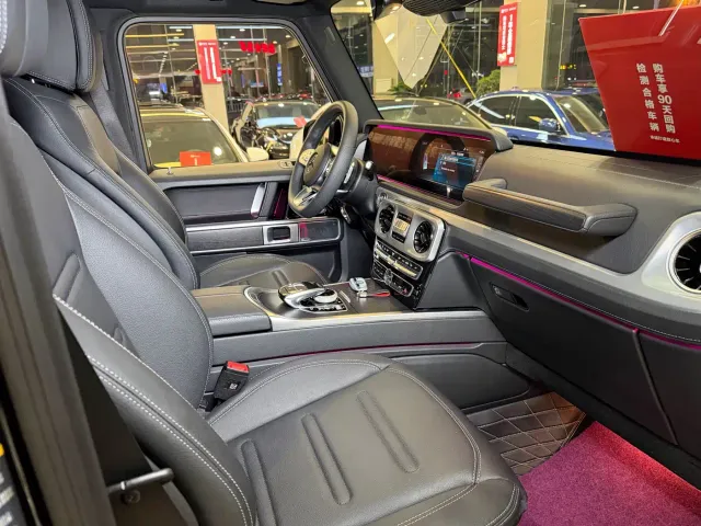 Mercedes-Benz G-Class — Фото автомобиля 14