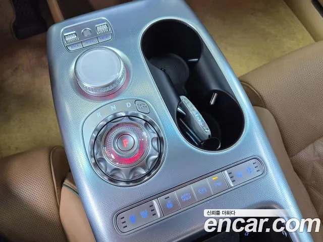 Genesis GV60 — Фото автомобиля 19