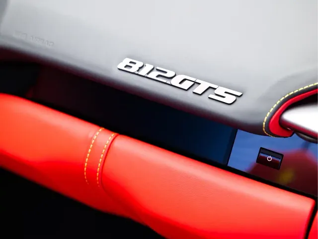 Ferrari 812 — Фото автомобиля 23