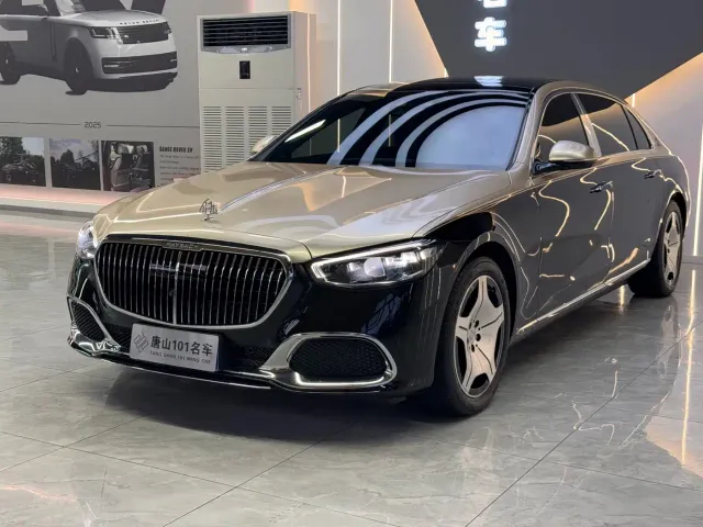 Фотография автомобиля — Mercedes-Benz Maybach S-Class