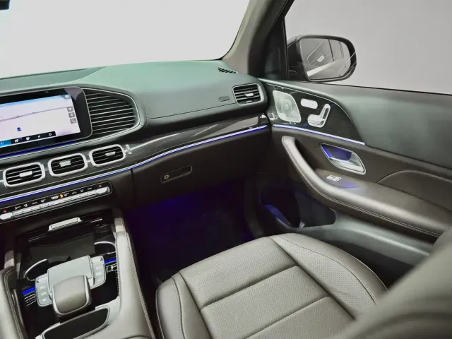 Mercedes-Benz GLE-Class — Фото автомобиля 11