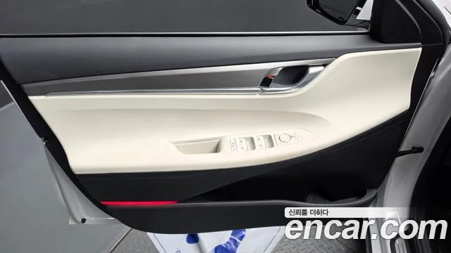 Hyundai Grandeur New — Фото автомобиля 13