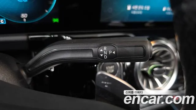 Mercedes-Benz EQA — Фото автомобиля 8