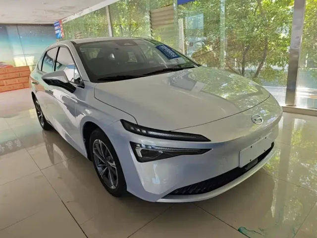 GAC Aion S MAX — Фото автомобиля 3
