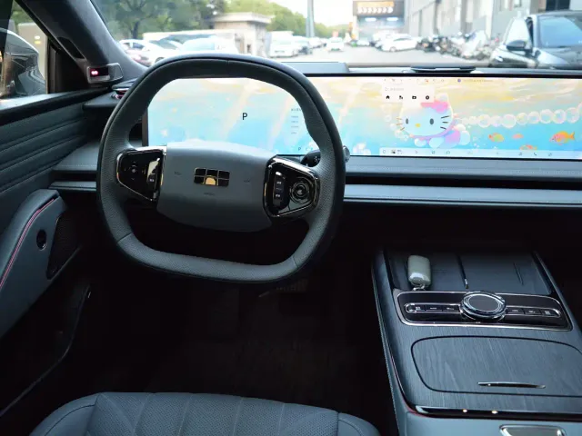 Geely Galaxy E8 — Фото автомобиля 12