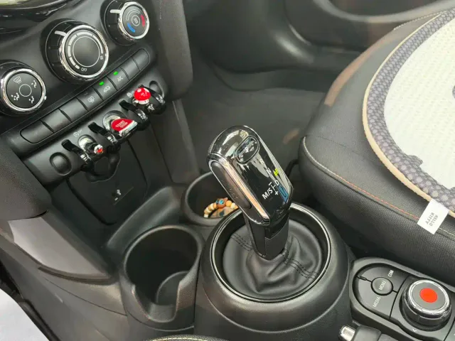 MINI Hatch — Фото автомобиля 10