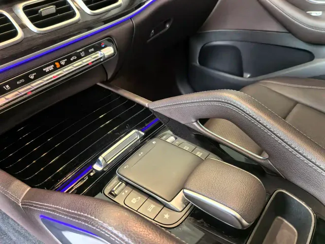 Mercedes-Benz GLE-Class — Фото автомобиля 9