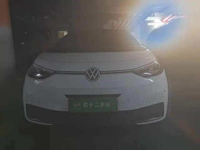 Volkswagen ID.3 — Фото автомобиля 2