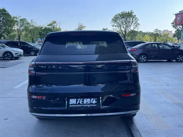 Changan Qiyuan Q07 — Фото автомобиля 8