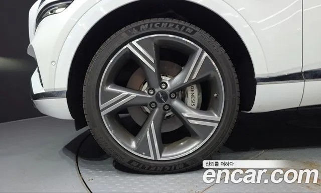 Genesis GV80 — Фото автомобиля 5