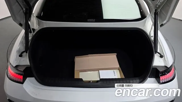 Hyundai Ioniq 6 — Фото автомобиля 23