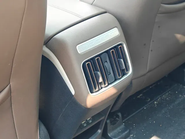 BYD Song Pro — Фото автомобиля 10