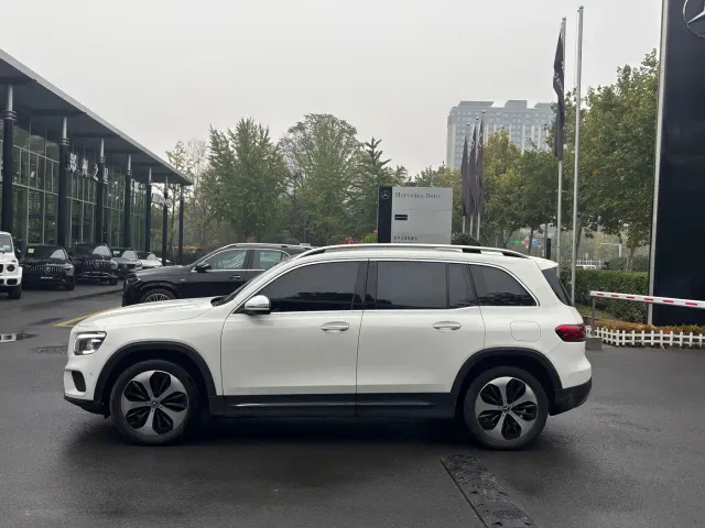 Mercedes-Benz GLB-Class — Фото автомобиля 2