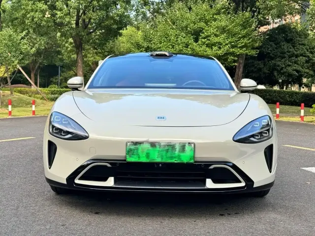 Xiaomi SU7 — Фото автомобиля 2