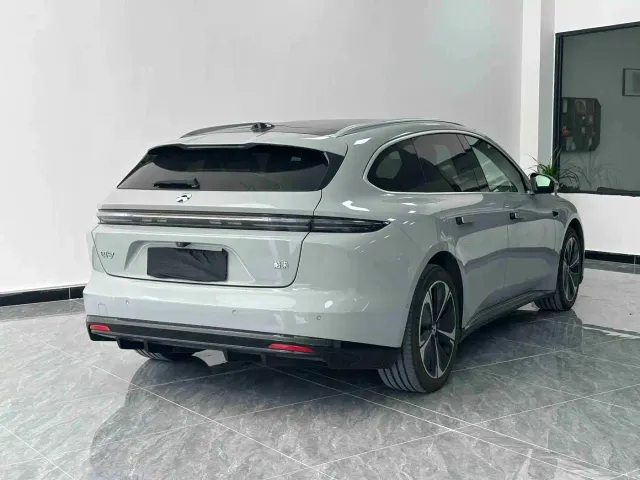Nio ET5 Touring — Фото автомобиля 25