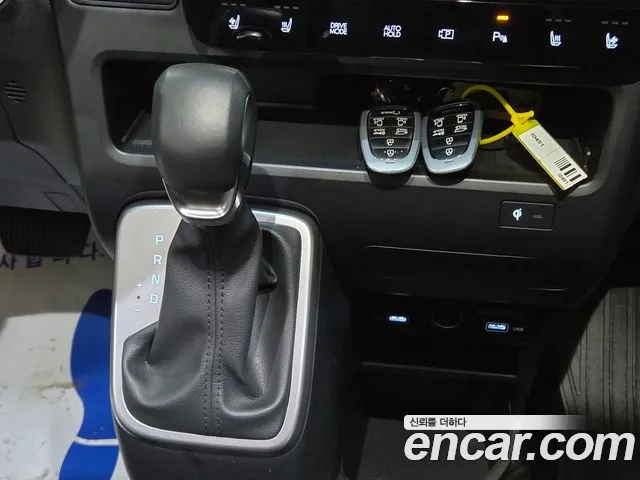 Hyundai Staria Staria L3.5 Tourer 11 мест — Фото автомобиля 14