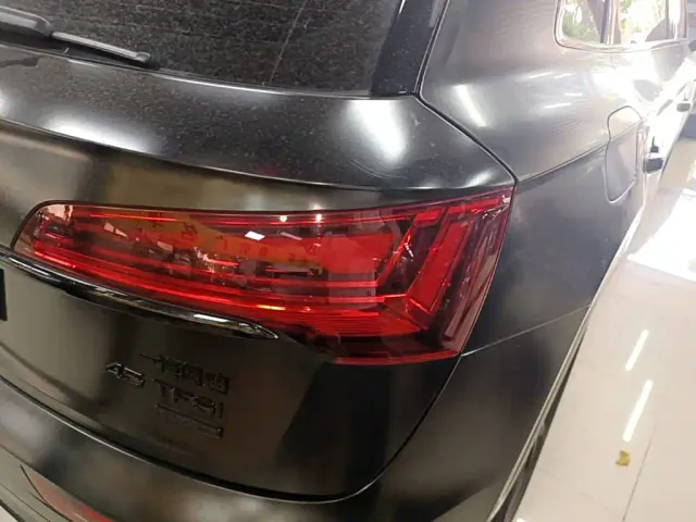 Audi Q5L — Фото автомобиля 7