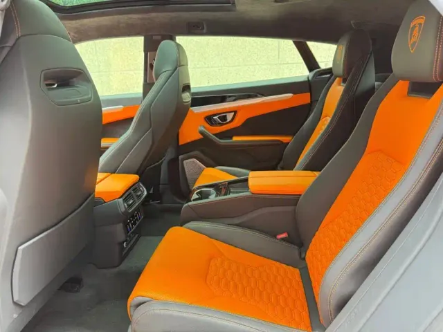 Lamborghini Urus — Фото автомобиля 17