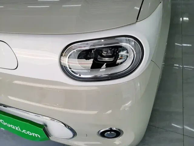 Wuling Hongguang Mini EV — Фото автомобиля 23