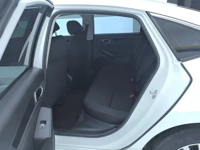 Honda Civic — Фото автомобиля 11