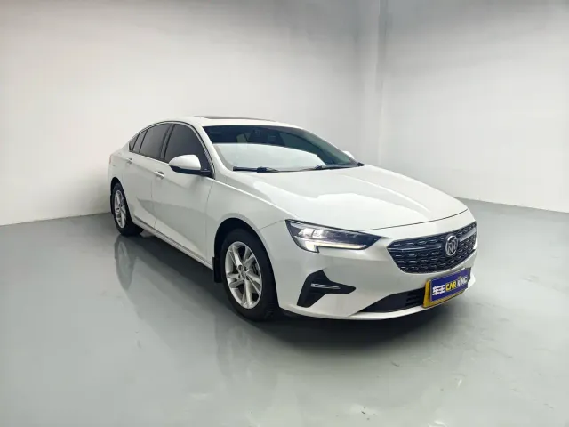 Buick Regal — Фото автомобиля 3