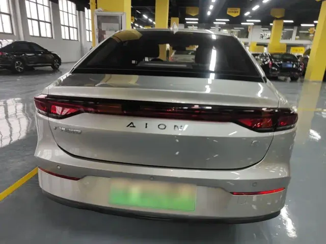 GAC Aion S — Фото автомобиля 5