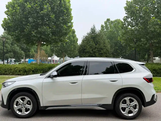 BMW X1 — Фото автомобиля 3