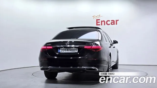 Mercedes-Benz S-Class — Фото автомобиля 4