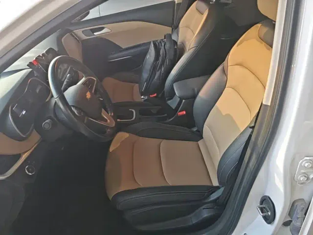 Chevrolet Monza — Фото автомобиля 14
